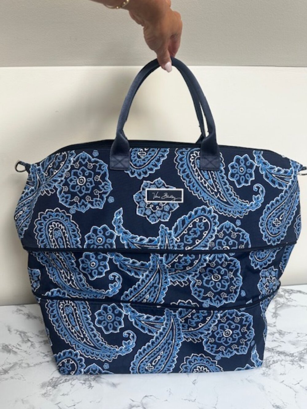 NWOT Vera Bradley Large Expandable Duffle Travel Weekender Bag Blue Bandana